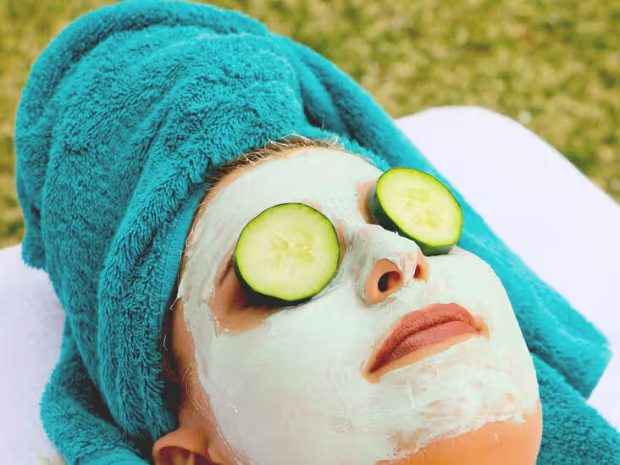 Cucumber Slices For Dark Circles Under Eyes